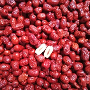 Táo đỏ Tân Cương